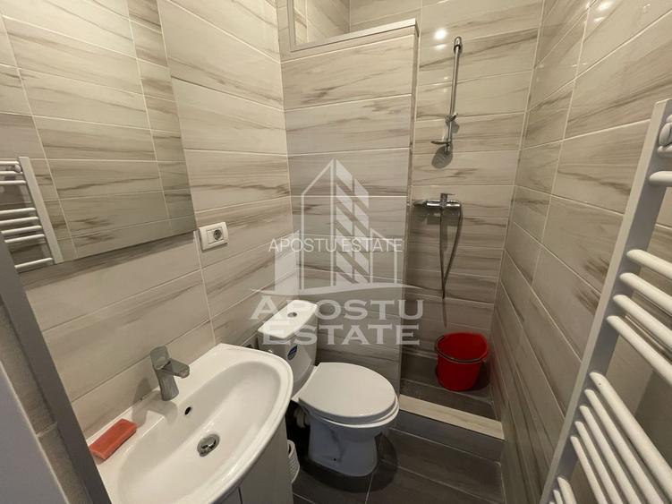 Spatiu comercial + loc de parcare,  22 mp,  Zona Soarelui - 4