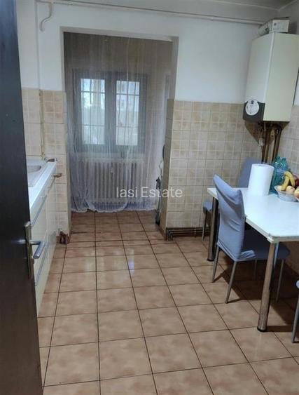 Apartament 3 camere Podu de Piatra - 5