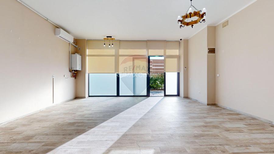 Spațiu comercial de închiriat Brașov, Răcădău, Ansamblul Cosmopolit - 2