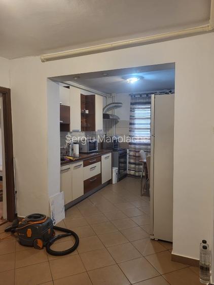 Apartament 4 camere Crangasi |  decomandat - 3