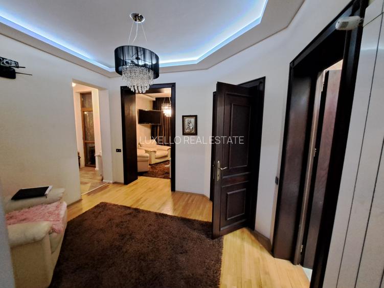 APARTAMENT 5 CAMERE CU SCARA INTERIOARA IN VILA - ANVELOPATA TERMIC ANUL CURENT - 38