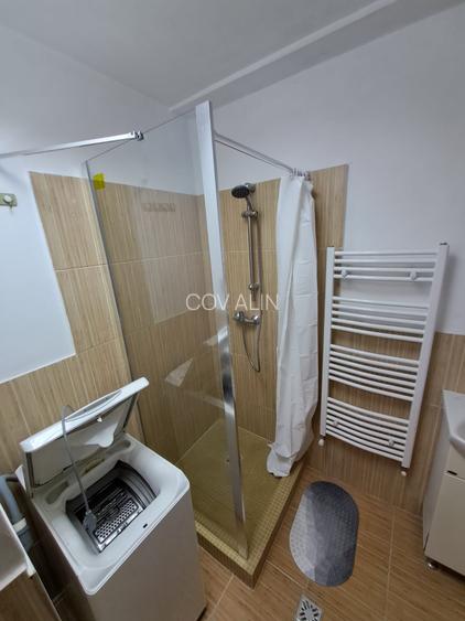 Garsoniera situata "la casa", zona 15 Noiembrie, etaj 1, mobilata si utilata! - 8