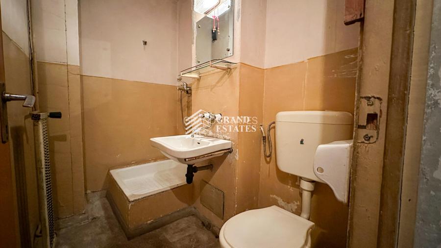 Apartament cu 4 camere | 89,2 mp | 2 bai | 2 Balcoane | Dunavat 14 | De Renovat  - 6