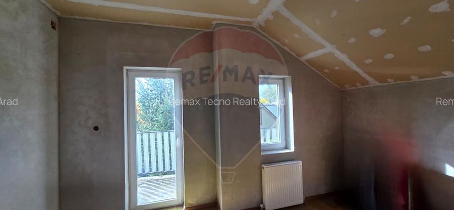 Casă la gri P+M cu anexă – oportunitate unică în Chișineu-Criș! - 23
