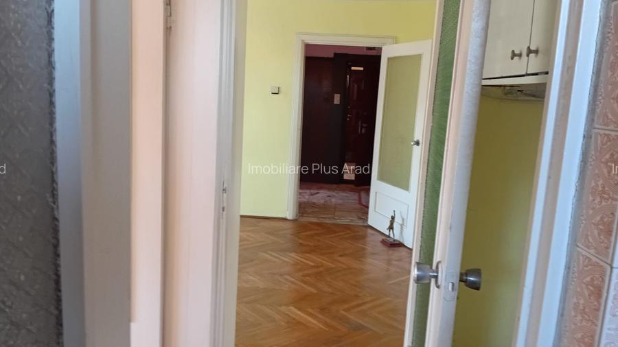 Vand apartament 2 camere Piata Mihai Viteazul - 2