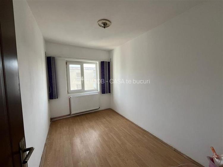 Lugoj, 3 Cam., 72 Mp., Decomandat - 5