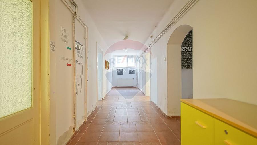Spațiu comercial în casă, 204 mp utili, lângă AFI Brașov - 23