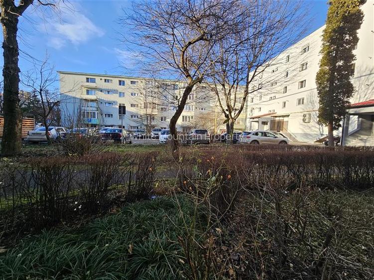 Apartament renovat zona Calea Bucuresti - 14