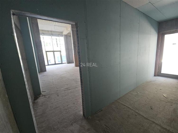 Inchiriere spatii comerciale in Galeriile Belvedere - de la 160 mp - 10