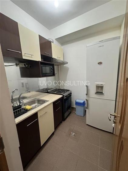 Apartament 2 camere Decomandat Aparatorii Patriei - 3