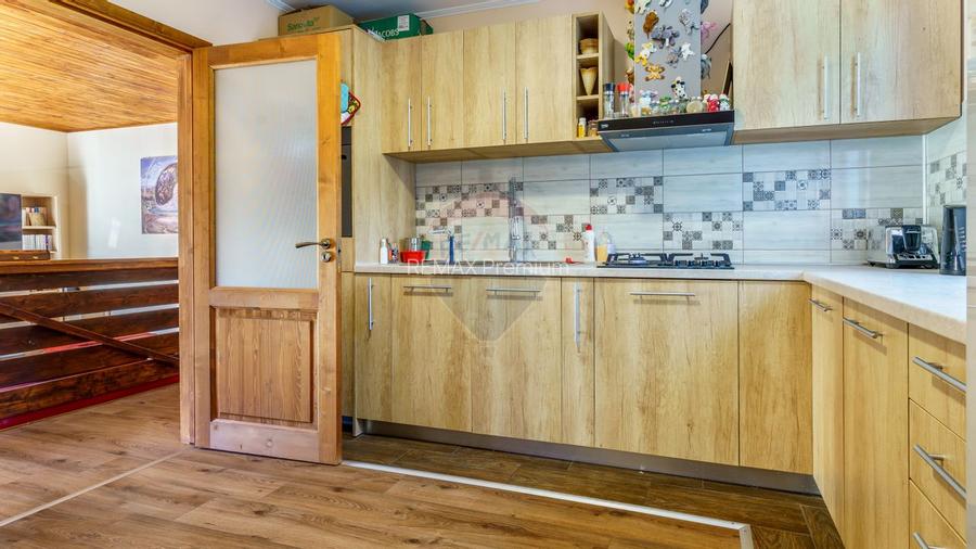 COMISION 0 Vilă cu 8 camere de vânzare str Septimiu Albini, Gheorgheni - 28