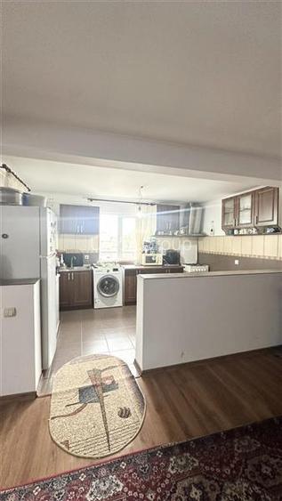 Casa de vanzare in Poiana cu Teren de 350 mp - 8