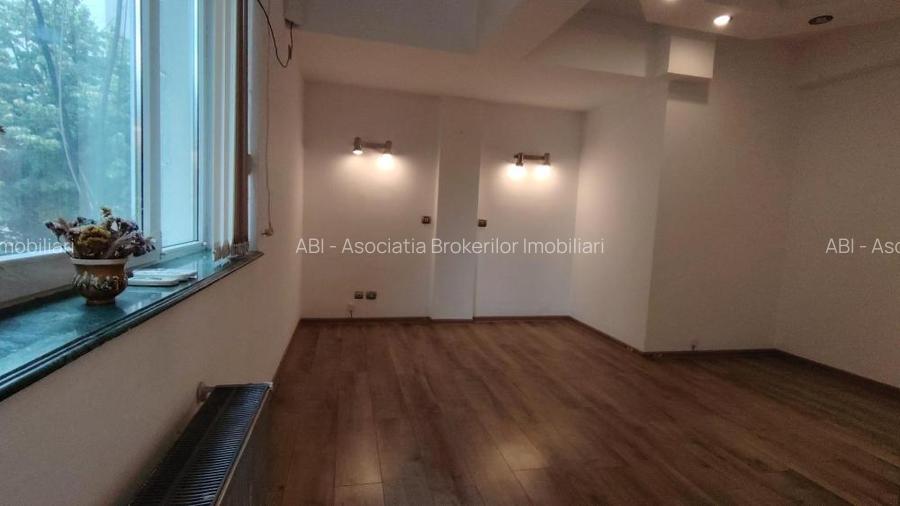 GM1742 P-ta Romană 120 mp Ideal pentru birouri, clinică, beauty - 9