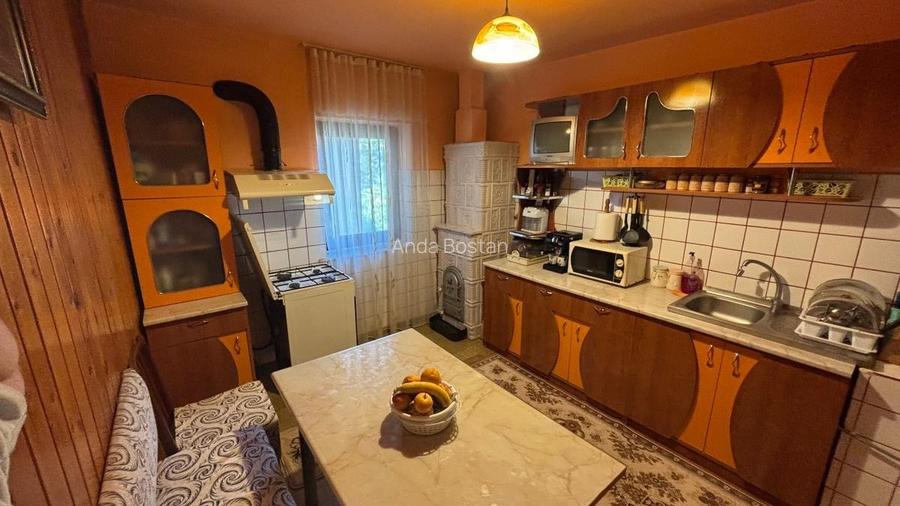 Apartament la Dunare cu 3 camere in bloc vila 2 etaje, decomandat, 2 bai - 8