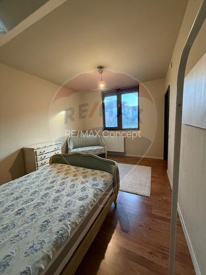 Casă / Vilă de închiriat în Gruia - 20