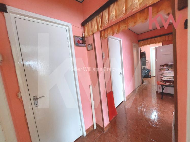 Apartament 3 camere decomandat • Sărari • vedere panoramică - 4