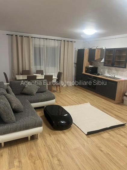 Apartament cu 3 camere si 2 bai de inchiriat in Sibiu str Doamna Stanca - 14