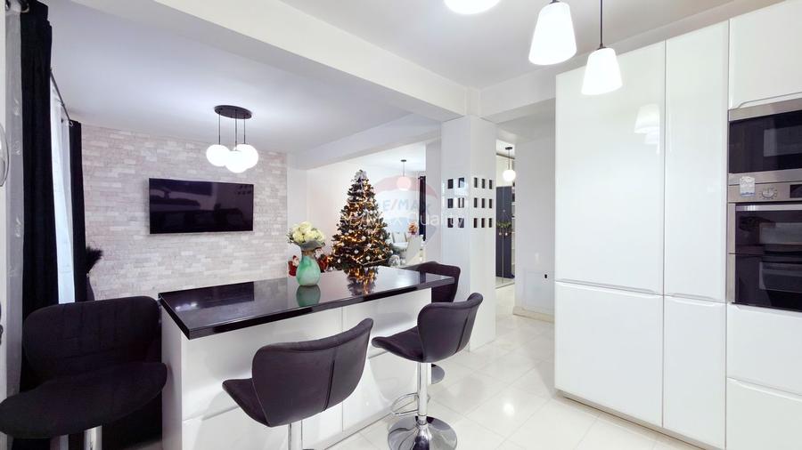 Vila 4 camere Ariesului | Teren 251 mp | 2 parcari | 10 min Metrou - 17