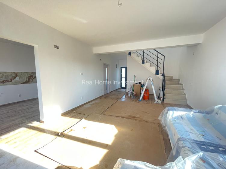 Vila/Casa individuala-700 M de Blv./Com.Berceni - 16