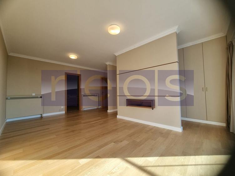 Vanzare penthouse cu view spectaculos in Complex Upground - 43