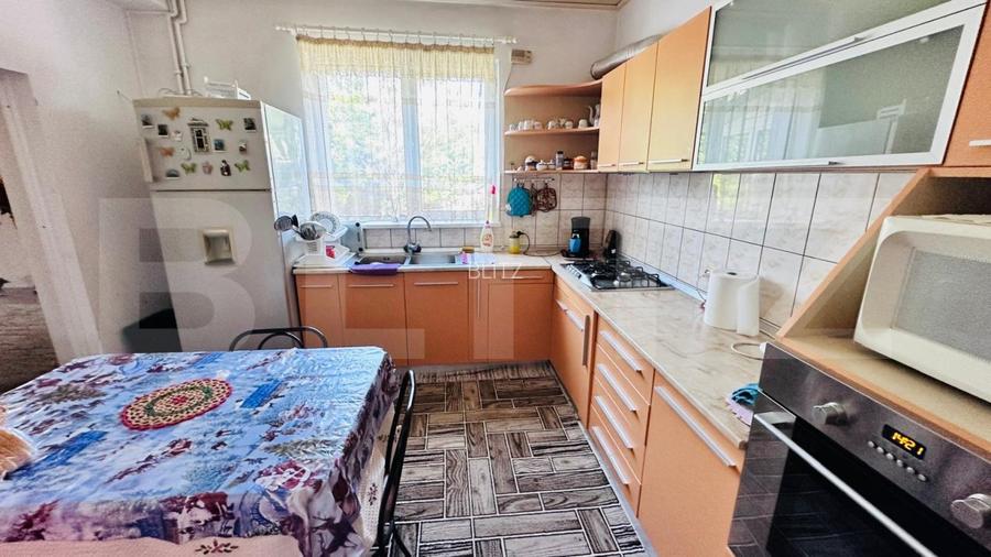 Casa cu 7 camere, 400 mp, 1500 mp de teren, Breazu - 12