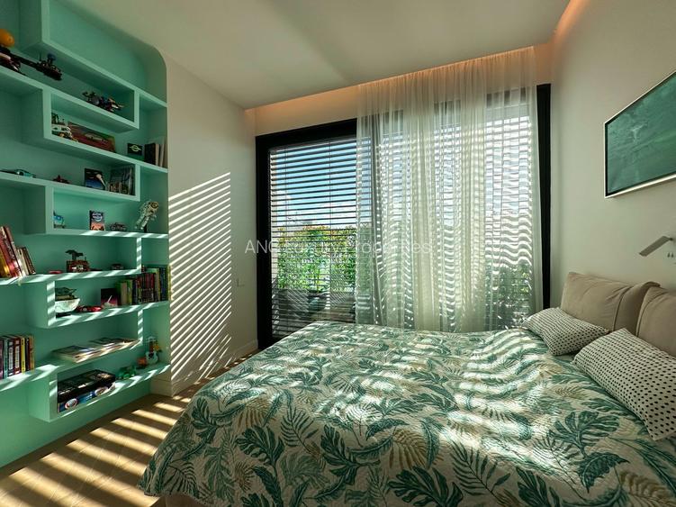 Furnished Penthouse with Panoramic Terrace in Prime Bucharest - 13