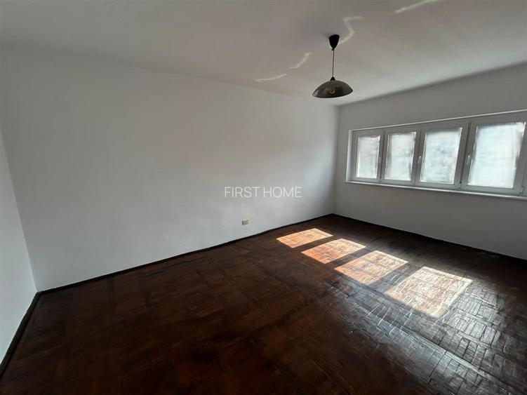 Apartament cu 2 camere de vanzare, etaj 4, zona Sud - 10