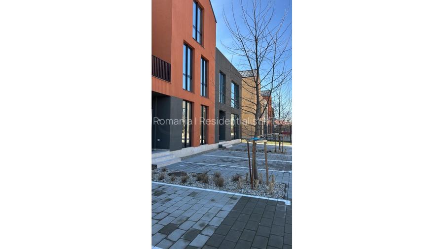 REV2005666 Vila cu deschidere la lacul Grivita - 11