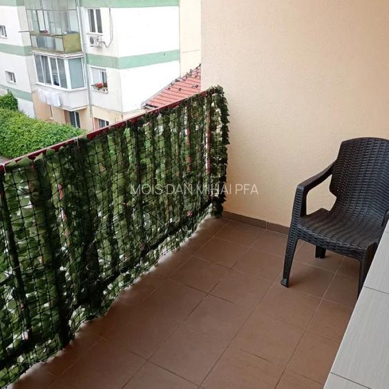 INCHIRIEZ APARTAMENT 3 CAMERE,ETAJ 2 ZONA CIRESICA - 7