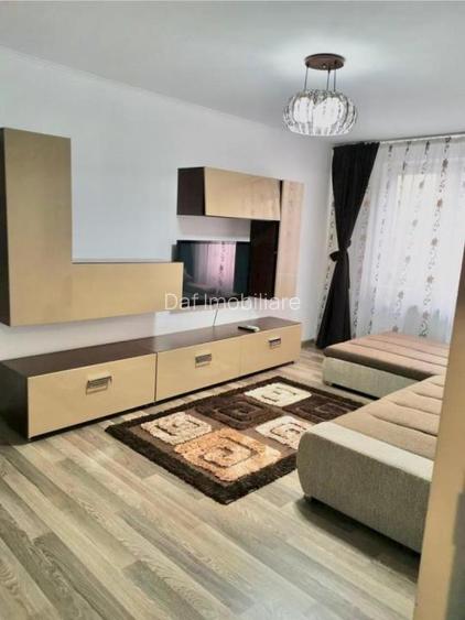 3camere-70mp-decomandat- metrou favorit-bloc 1985 - 8