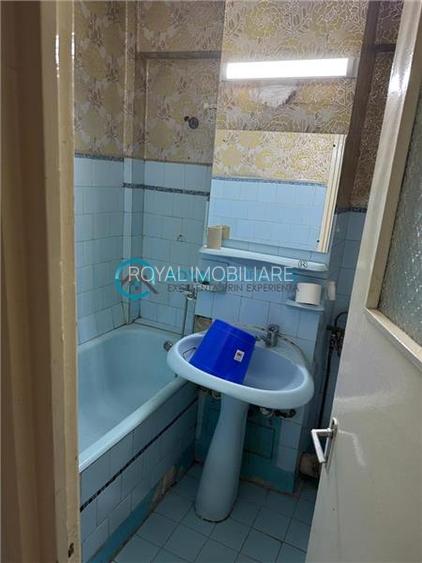 Royal Imobiliare - apartament 3 camere de vanzare in Ploiesti, zona Ultracentral - 9