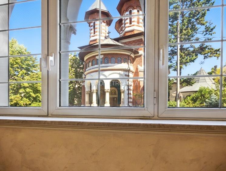 Vila cu arhitectura deosebita, adiacent Bd-ului Lascar Catargiu, refacuta integr - 6