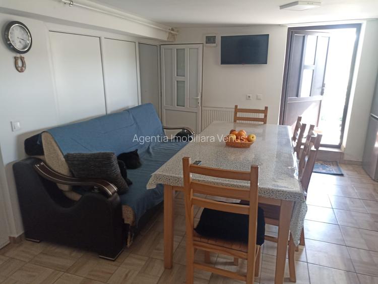 Casa D+P+E la intrare in Curtesti - 5