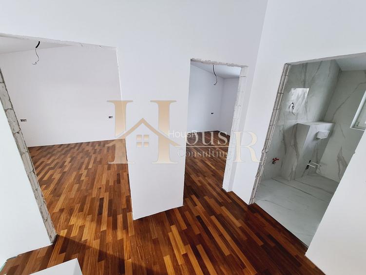 DUPLEX IN CHISODA. STRADA ASFALTATA. CARPORT. - 11