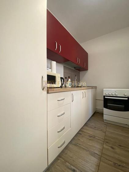 2 dormitoare, centrala proprie, bucatarie inchisa. Piața Libertatii. - 17