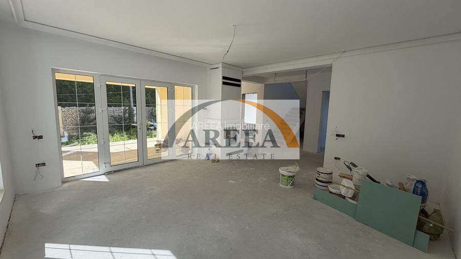 Tunari Central 5 camere cu ieșire in pădure - 2