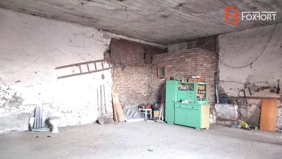 Casa individuala + hala de vanzare in Grabat  - 23