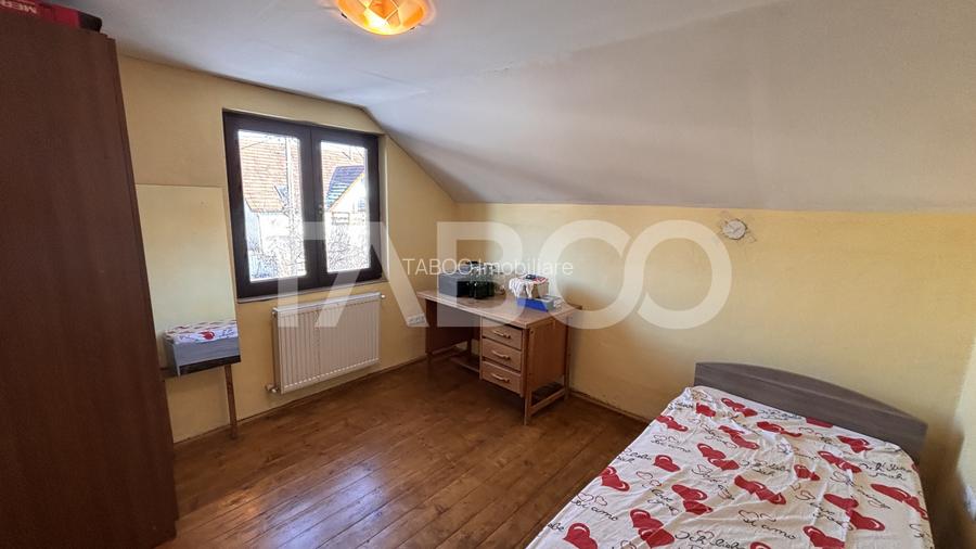 Casa de vanzare individuala zona Sura Mare 900 mp teren - 10