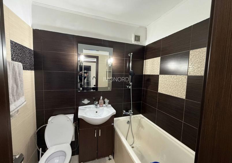 Vânzare apartament de 3 camere Drumul Taberei - 3