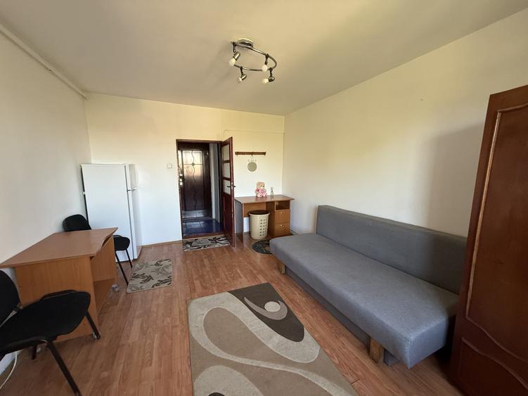 Apartament cu o camera, 21 mp utili, etaj 4 cu acoperis - Iulius Mal