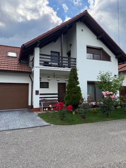 Casa de vânzare 255.000 EUR (complet mobilată și utilată)