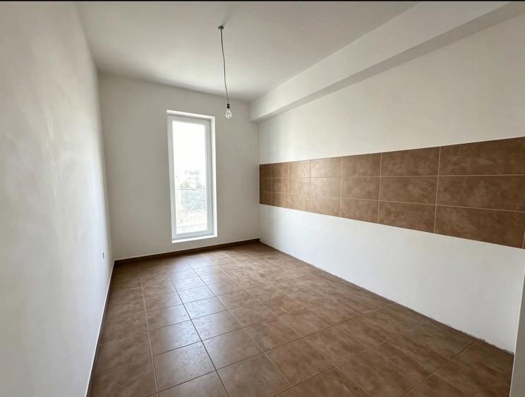 Apartament cu 2 camere/ decomandat/ loc de parcare/ Aparatorii Patriei