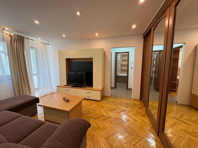 Stefan cel Mare, ap.2 camere, 57mp, et.5, mobilat, 95.000Euro