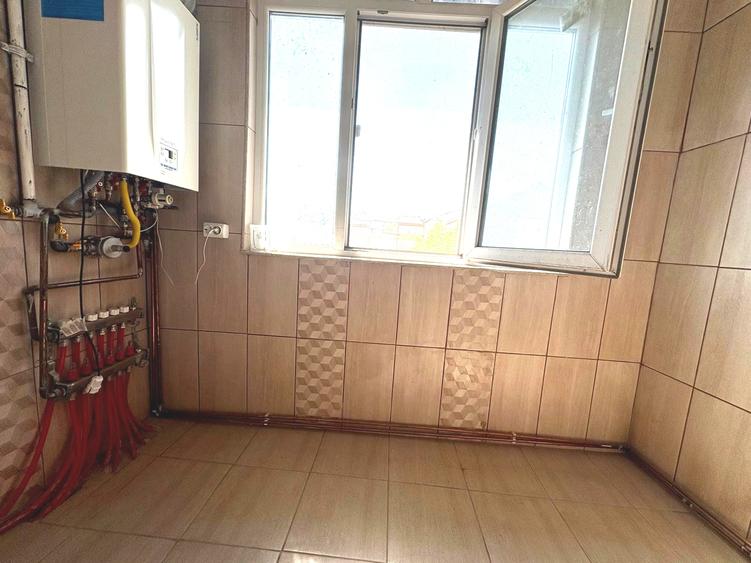 Apartament 2 camere 50mp cu garaj langa bloc 63.000eur neg