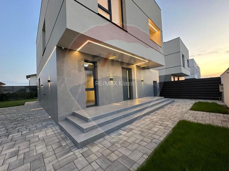 Vila moderna de inchiriat cu 5 camere, prima inchiriere - 48