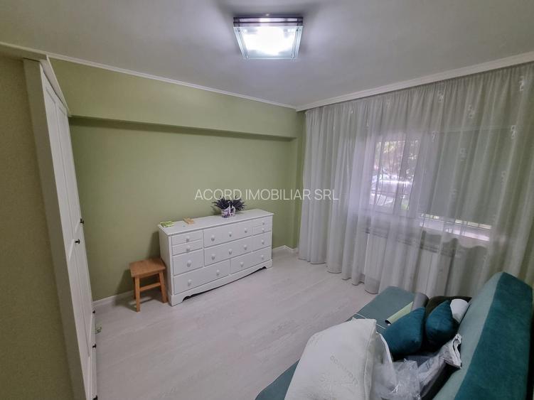 Capitol-apartament 3 camere decomandat finisat modern - 9