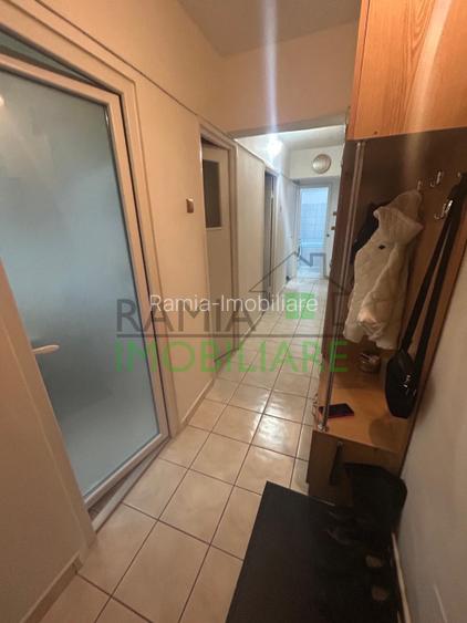 Exclusivitate! Apartament 3 camere decomandat - 16