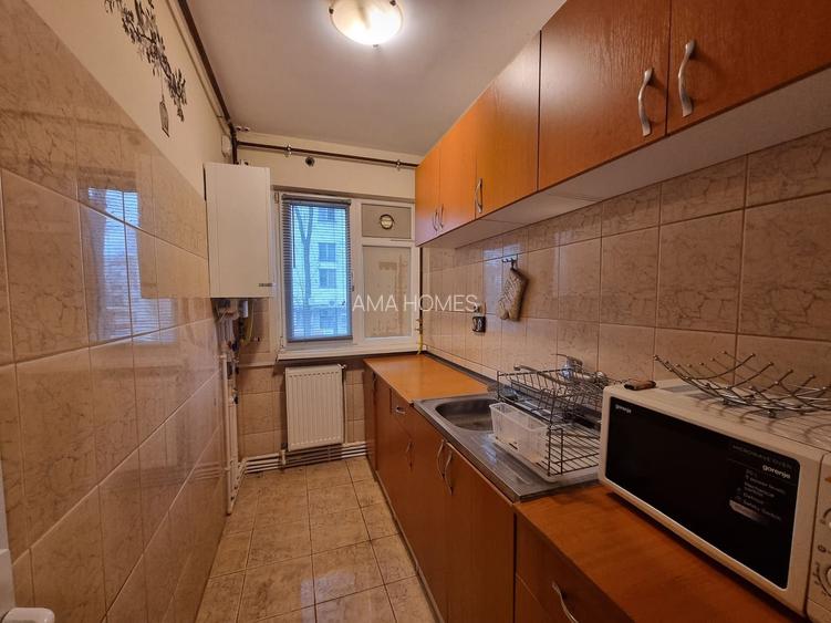 Apartament 3 camere – luminos, călduros și aproape de centru - 2