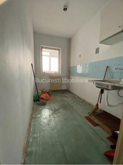 Garsoniera,Iancului METROU ,POSTA Iancului,BLOC MIXT STRADAL Decomandata,et.5/10 - 2