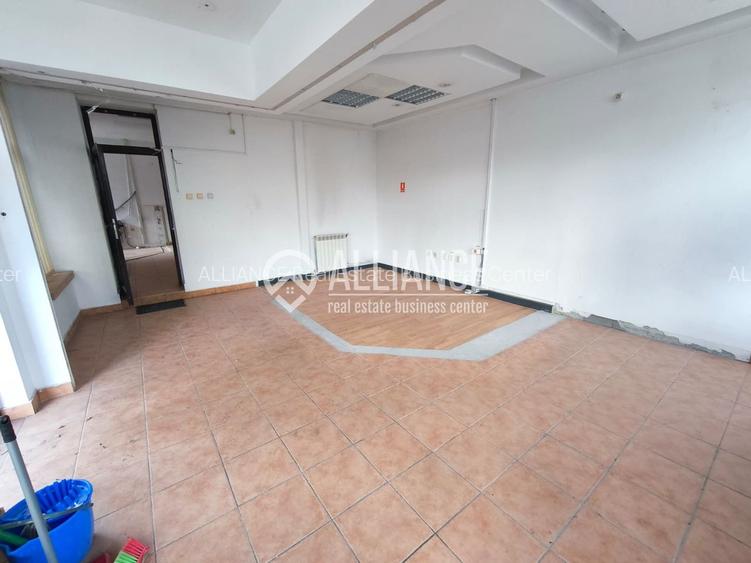 CENTRU Bdul Tomis spatiu comercial cu vitrina stradala! - 5
